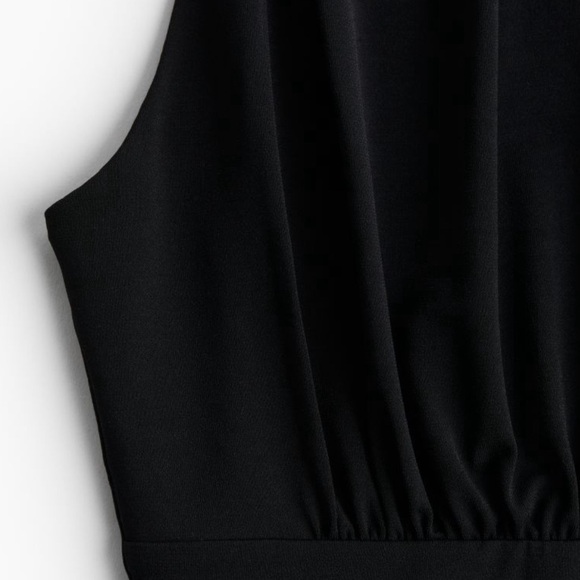 HM V-NECK BODYSUIT - Picture 4 of 5